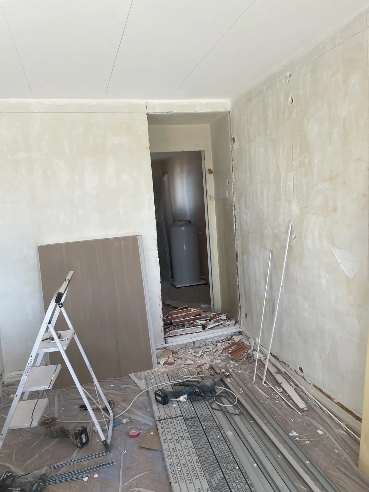 Chambre en rénovation — Rénovation intérieure, chantier Molla Travaux à Lyon