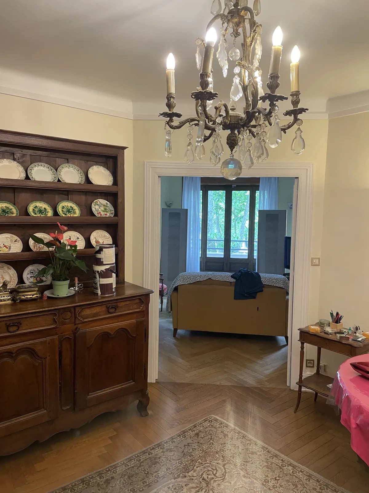 Séjour en fin de chantier — Peinture & finitions, chantier Molla Travaux à Lyon
